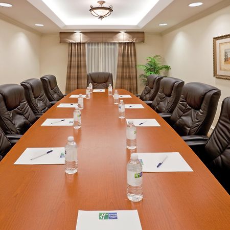 Holiday Inn Express & Suites Waxahachie By Ihg Exterior photo