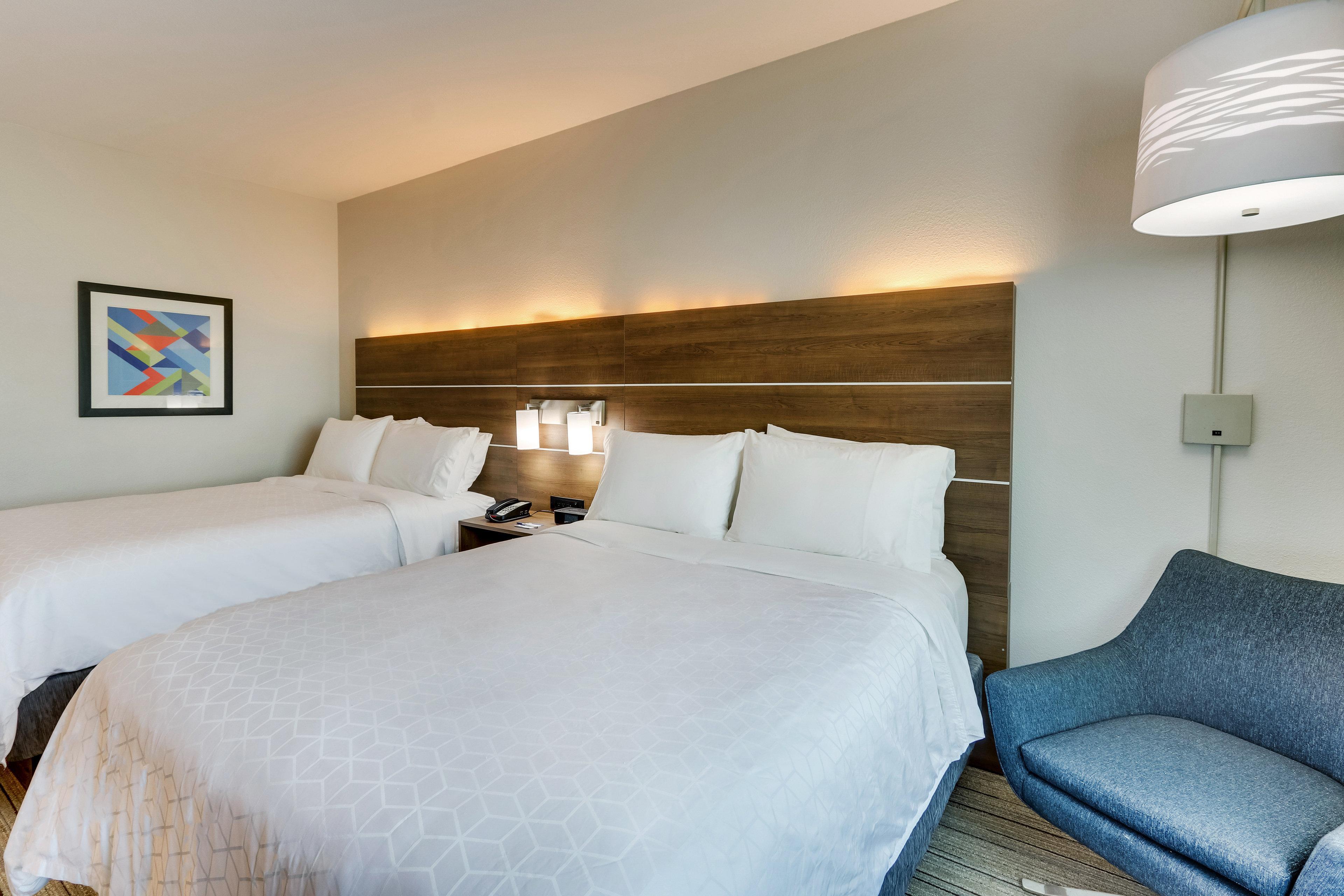 Holiday Inn Express & Suites Waxahachie By Ihg Exterior photo