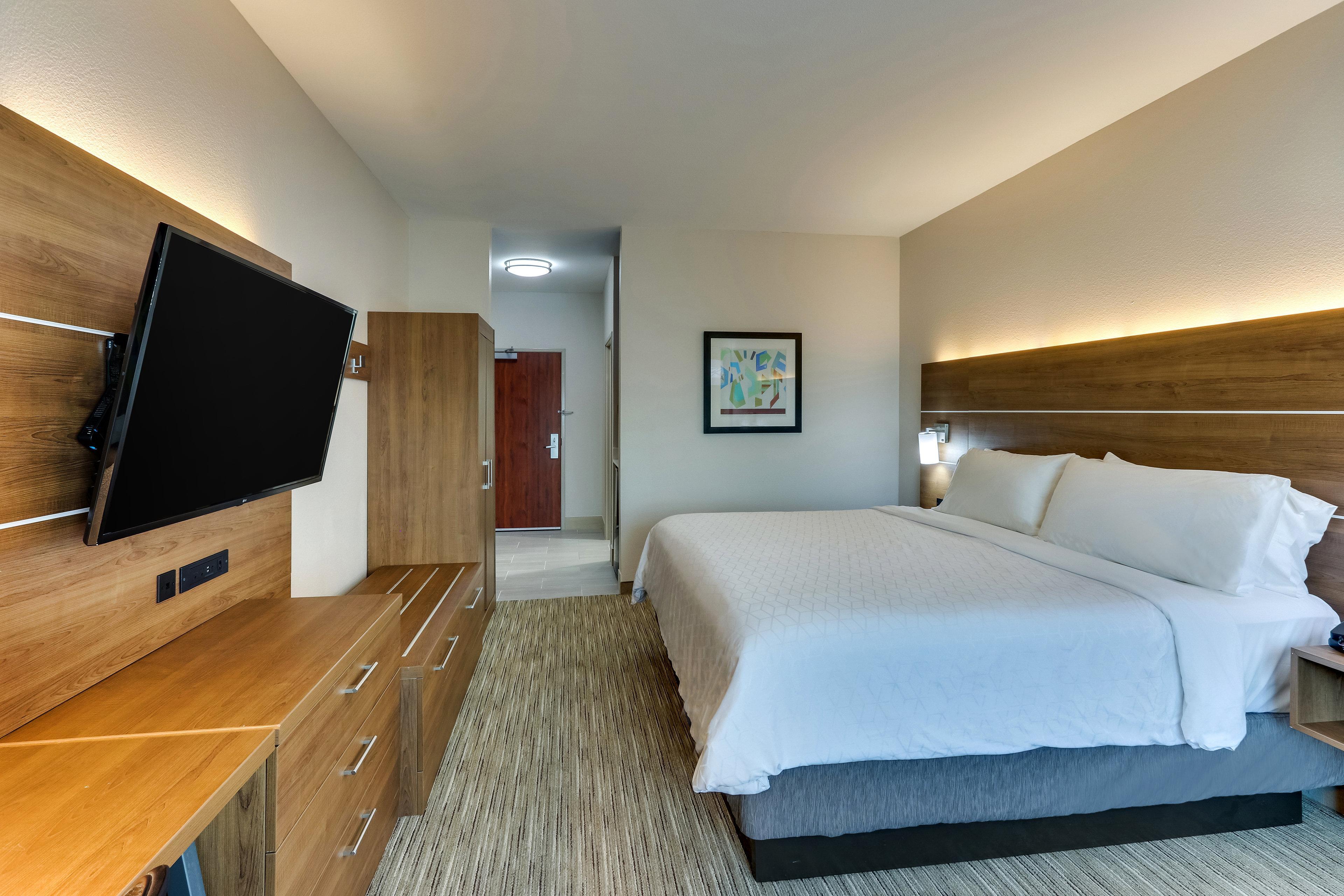 Holiday Inn Express & Suites Waxahachie By Ihg Exterior photo