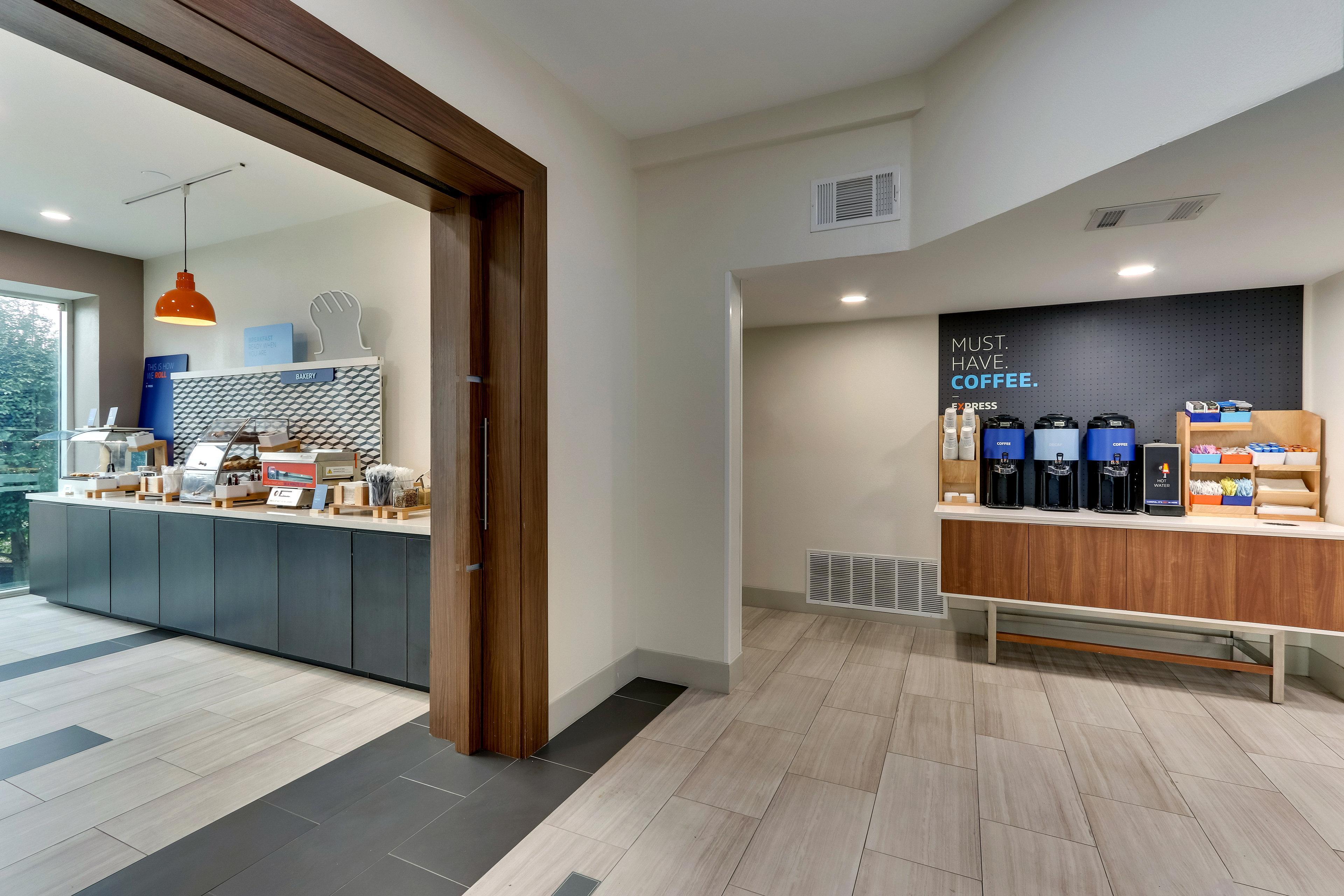 Holiday Inn Express & Suites Waxahachie By Ihg Exterior photo